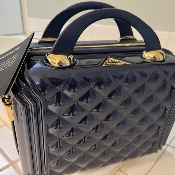 triforce Handbags - Elegant Navy Travel Bag